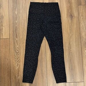Lululemon Align 25” Black Patterned Leggings